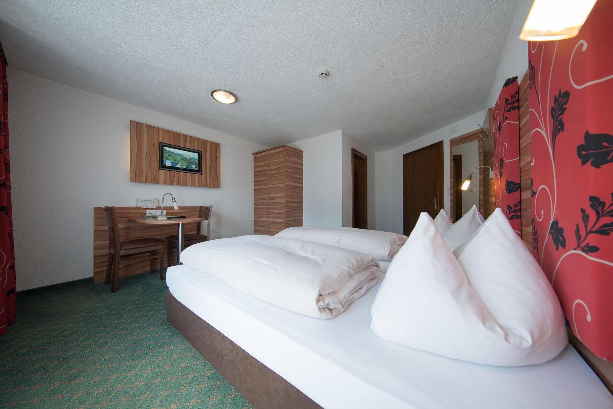 Gasthof Pension Alpenblick Radfeld 외부 사진